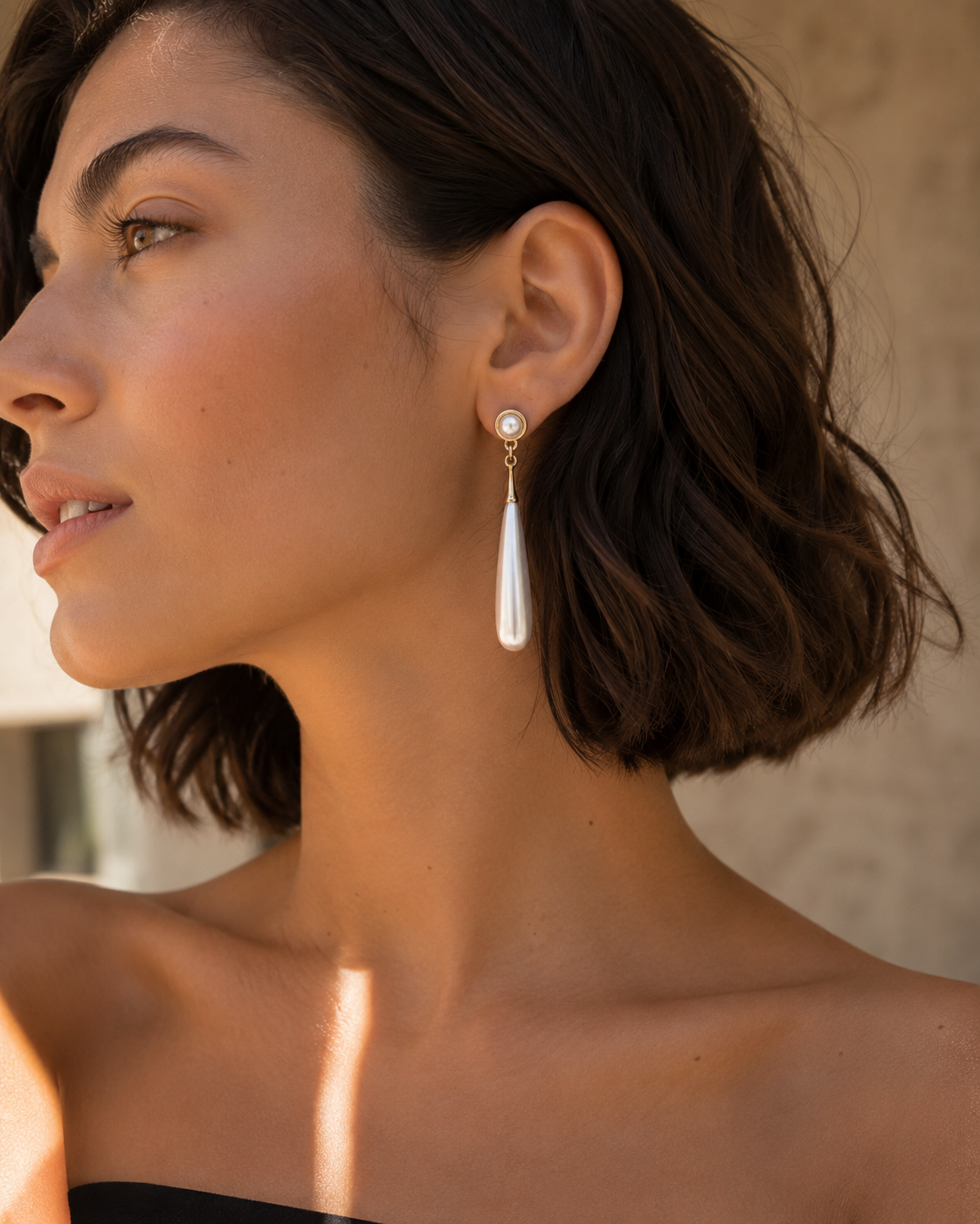 Bettina | Pearl Drop Earrings with Gold Detail