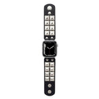 Pulsera de tachuelas para Apple Watch, diseño punk, detalles metálicos piramidales, modelo Kurt