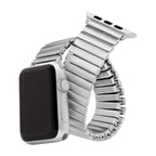 Correa Apple Watch de eslabones elásticos de acero inoxidable, diseño extensible, cómoda y sin cierre, modelo Tydia