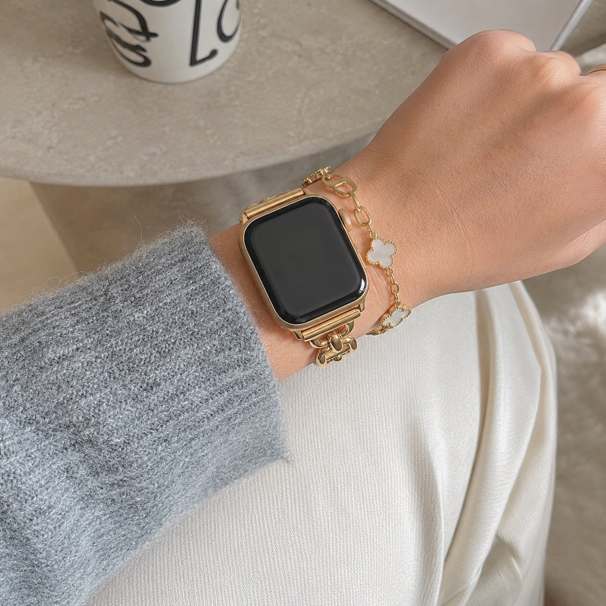 Pulsera de eslabones de acero inoxidable para Apple Watch, longitud ajustable sin herramientas, aspecto chic y luminoso, modelo Zurika
