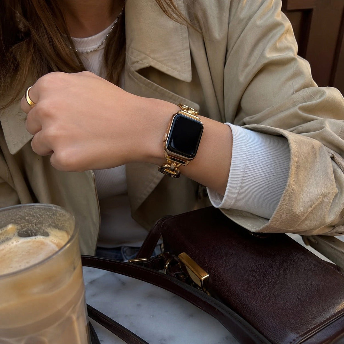 Pulsera de eslabones de acero inoxidable para Apple Watch, longitud ajustable sin herramientas, aspecto chic y luminoso, modelo Zurika