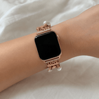 Correa Apple Watch chic con charms brillantes para un look radiante, amor y corazones, modelo Erdia