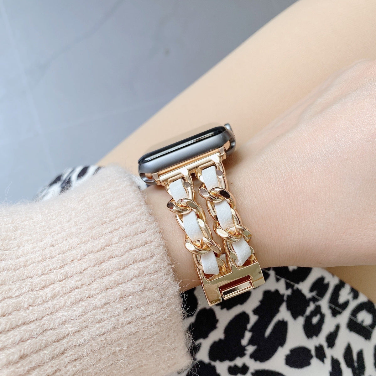 Correa Apple Watch de acero inoxidable, eslabón Gourmette entrelazado, múltiples acabados, modelo Kelda