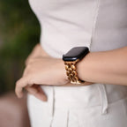Correa Apple Watch de acero inoxidable, eslabones ovalados dorados, elegancia moderna para Apple Watch, cierre desplegable, modelo Shounie