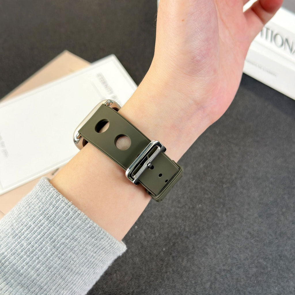 Correa de silicona perforada para Apple Watch, diseño transpirable, cierre de acero inoxidable, estilo dinámico, modelo Harténie