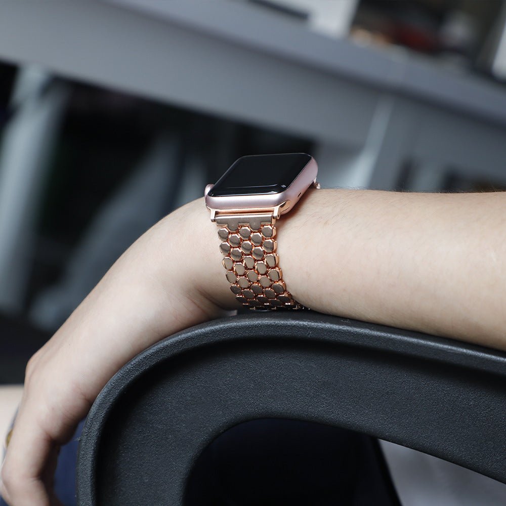 Correa Apple Watch de malla de escamas hexagonales, cierre desplegable, modelo Zeldia