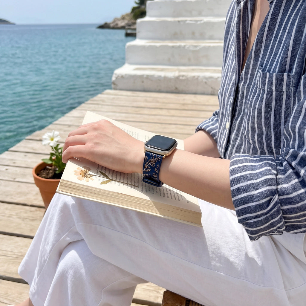 Correa Apple Watch de silicona, motivo floral dorado estampado, cierre de hebilla, modelo Jendie