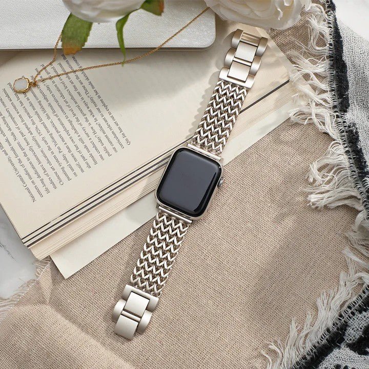 Correa Apple Watch de acero inoxidable, malla Spiga trenzada en espiga, modelo Clytia