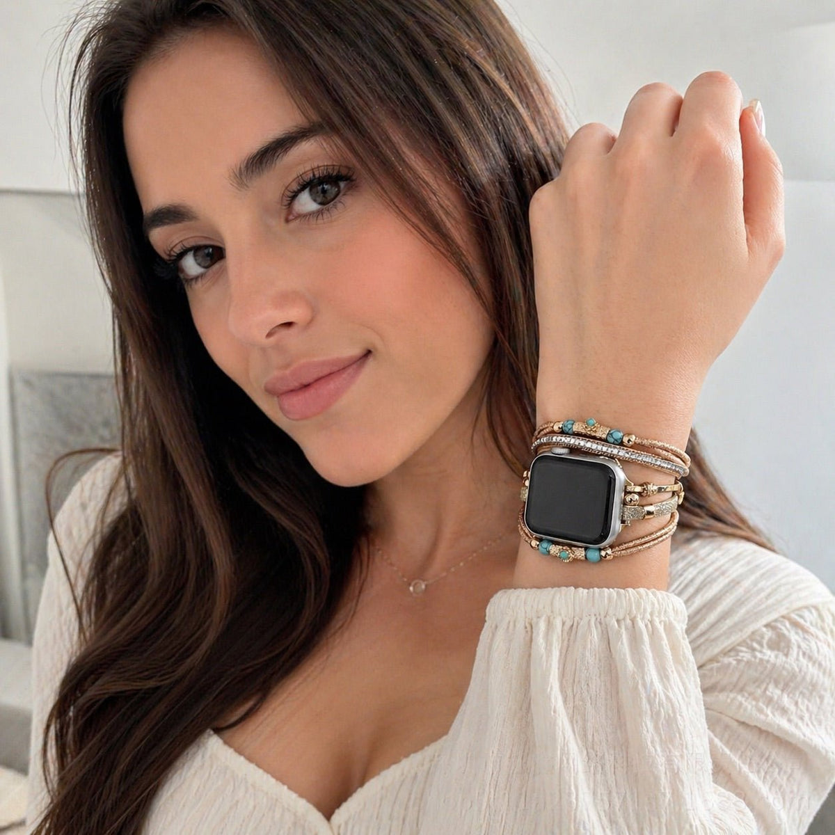 Correa Apple Watch multicapa, perlas turquesa y cordones brillantes, acabado dorado o plateado, para mujer, modelo Christine