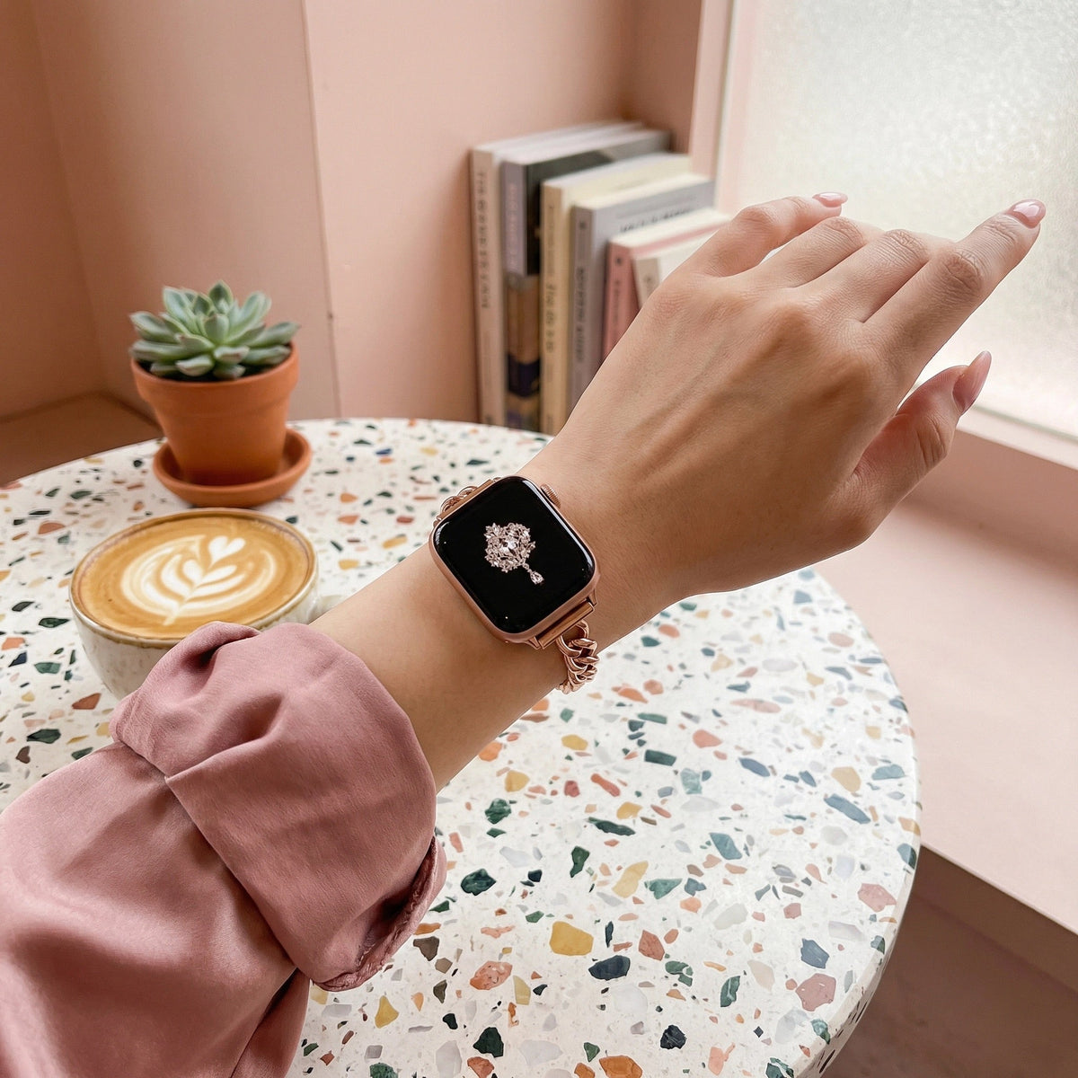 Correa Apple Watch, malla cubana de aleación pulida, ajustable a presión, para mujer, modelo Kinesse