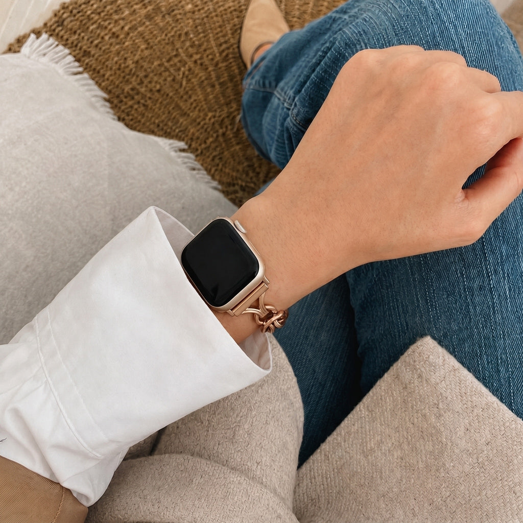 Pulsera para Apple Watch de mujer, eslabones metálicos ajustables, pulsera de reloj con nudos infinitos, accesorio de muñeca elegante, modelo Saline