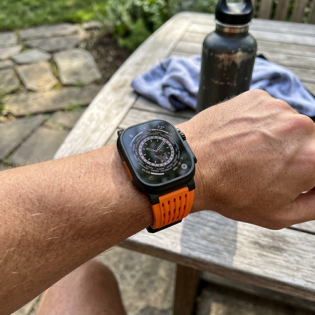 Correa Apple Watch deportiva de silicona ranurada y transpirable, hebilla de acero, modelo Arda