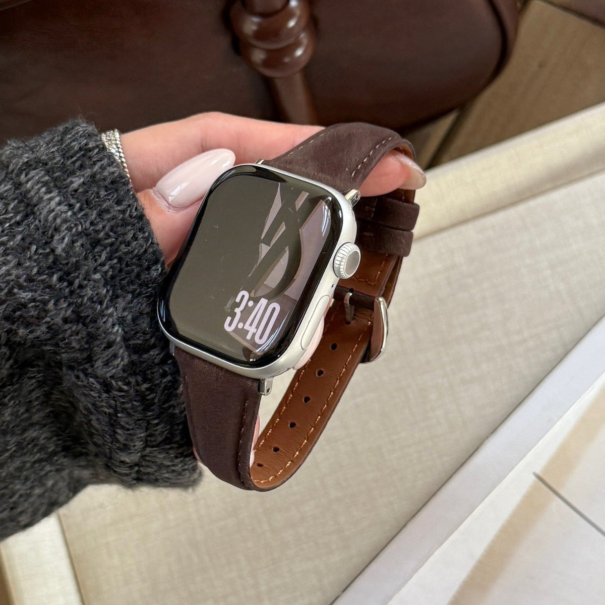Correa de piel serraje para Apple Watch, acabado liso, hebilla de espiga, modelo Mathilda