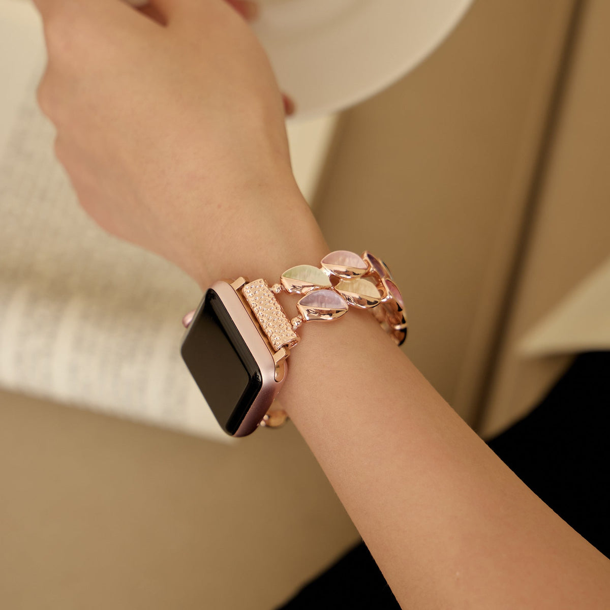 Correa Apple Watch, con pétalos brillantes, para mujer, modelo Raquel