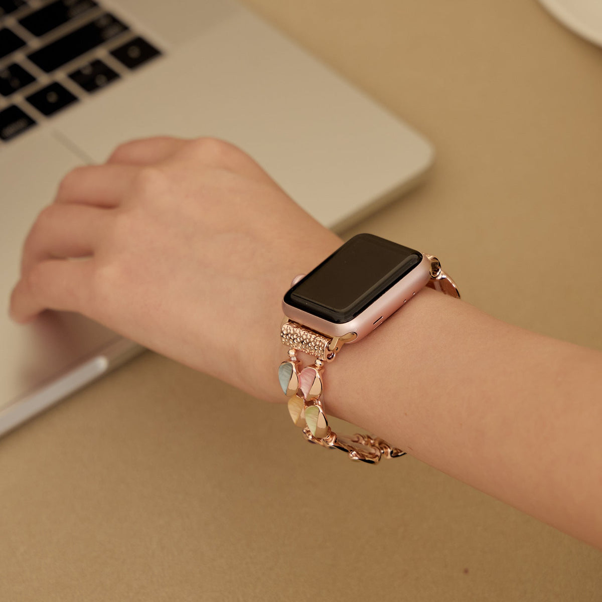 Correa Apple Watch, con pétalos brillantes, para mujer, modelo Raquel