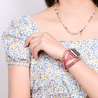Correa Apple Watch multicapa, perlas de jaspe y cordón trenzado fucsia, para mujer, modelo Vayra