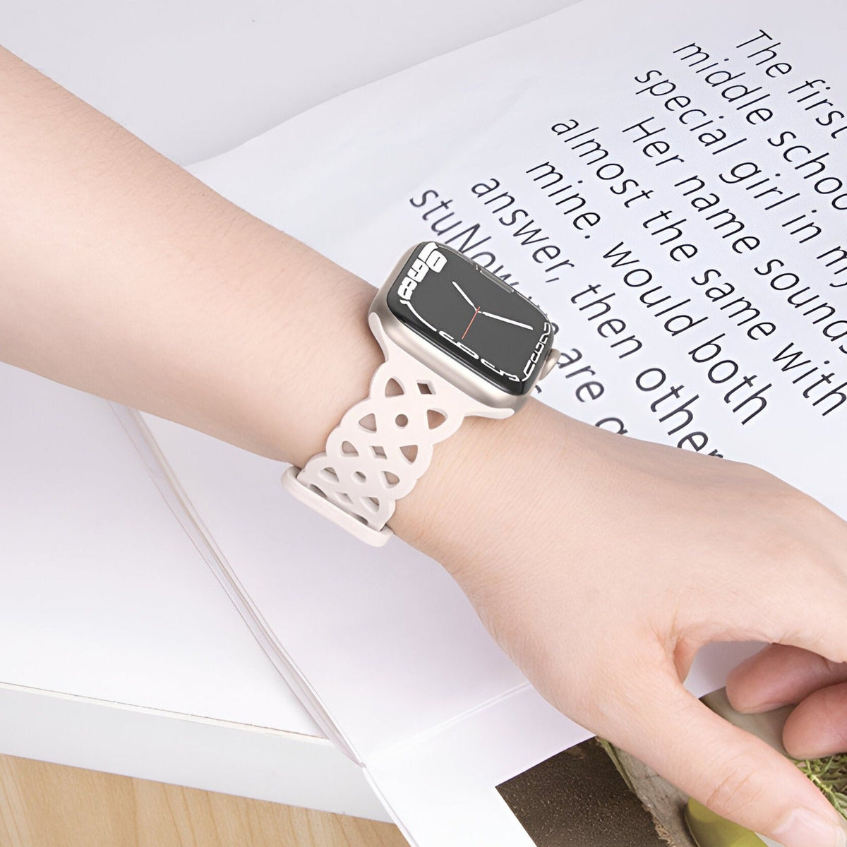 Correa de Apple Watch de silicona, motivo trenzado en relieve, unisex, modelo Astra