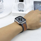 Correa Apple Watch de silicona perforada, diseño moteado deportivo, modelo Nyro