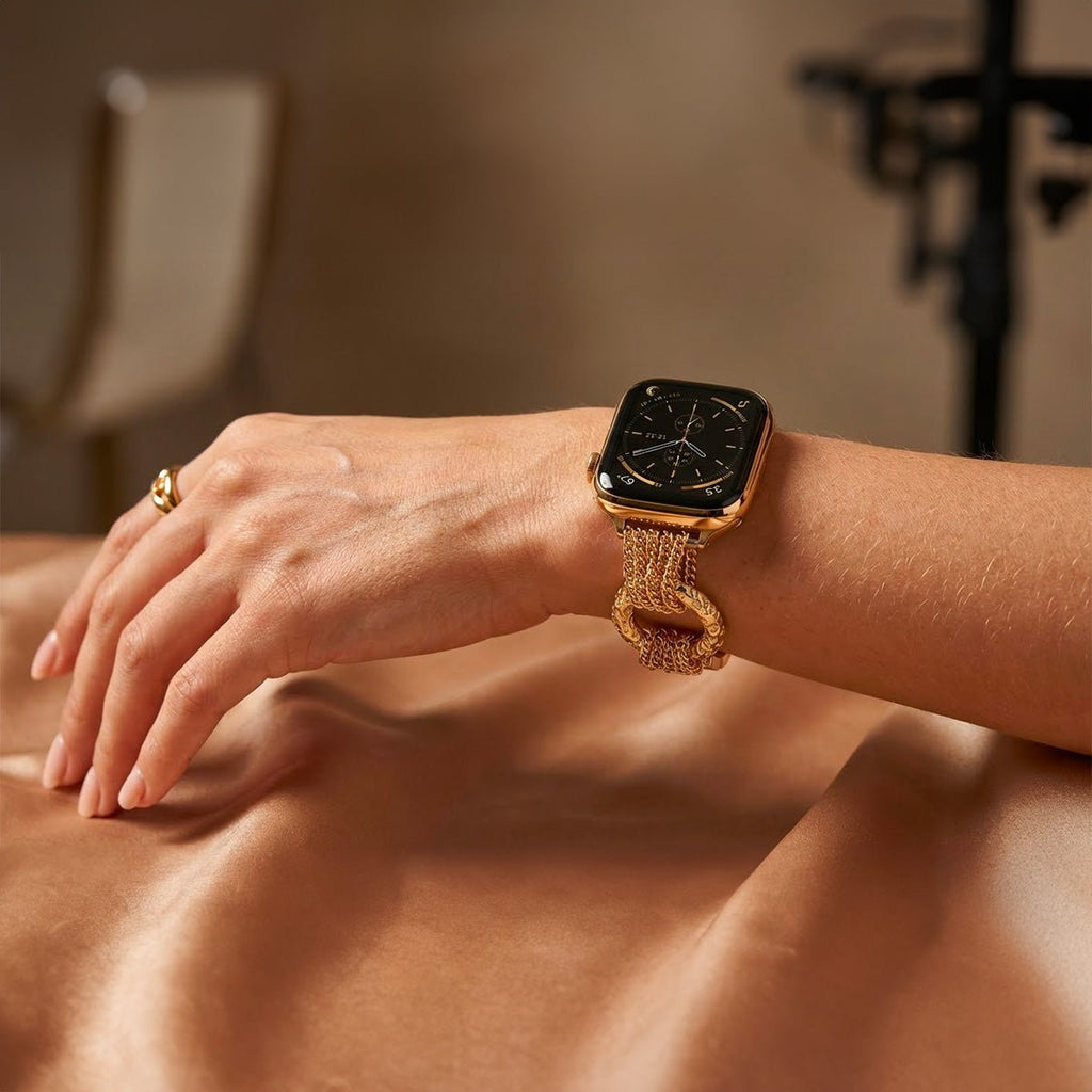 Correa de reloj estilo lujo para Apple Watch, acero inoxidable trenzado, eslabones múltiples, anillos esculpidos brillantes, modelo Dyxie