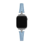 Correa fina para mujer, material sintético efecto cocodrilo, conectores con pedrería brillante, compatible con Apple Watch, elegancia en la muñeca, modelo Crozia