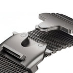Correa de malla milanesa de acero inoxidable para Apple Watch con cierre táctico, modelo Raeko