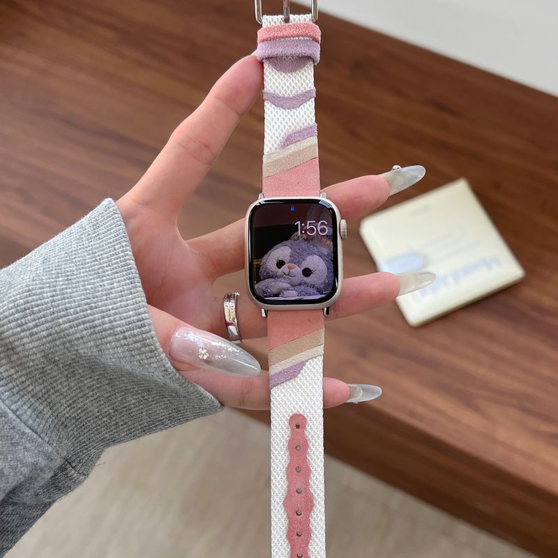 Correa Apple Watch de tela tejida, motivos ondulados de colores, detalles de ante, modelo Claire