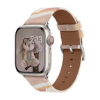 Correa Apple Watch de tela tejida, motivos ondulados de colores, detalles de ante, modelo Claire