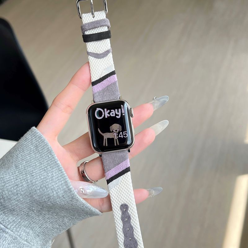 Correa Apple Watch de tela tejida, motivos ondulados de colores, detalles de ante, modelo Claire