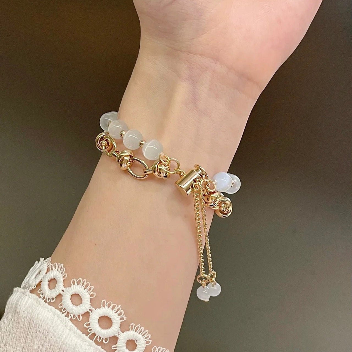 Correa para Apple Watch de perlas ojo de gato, cadenita ajustable, modelo Tilou
