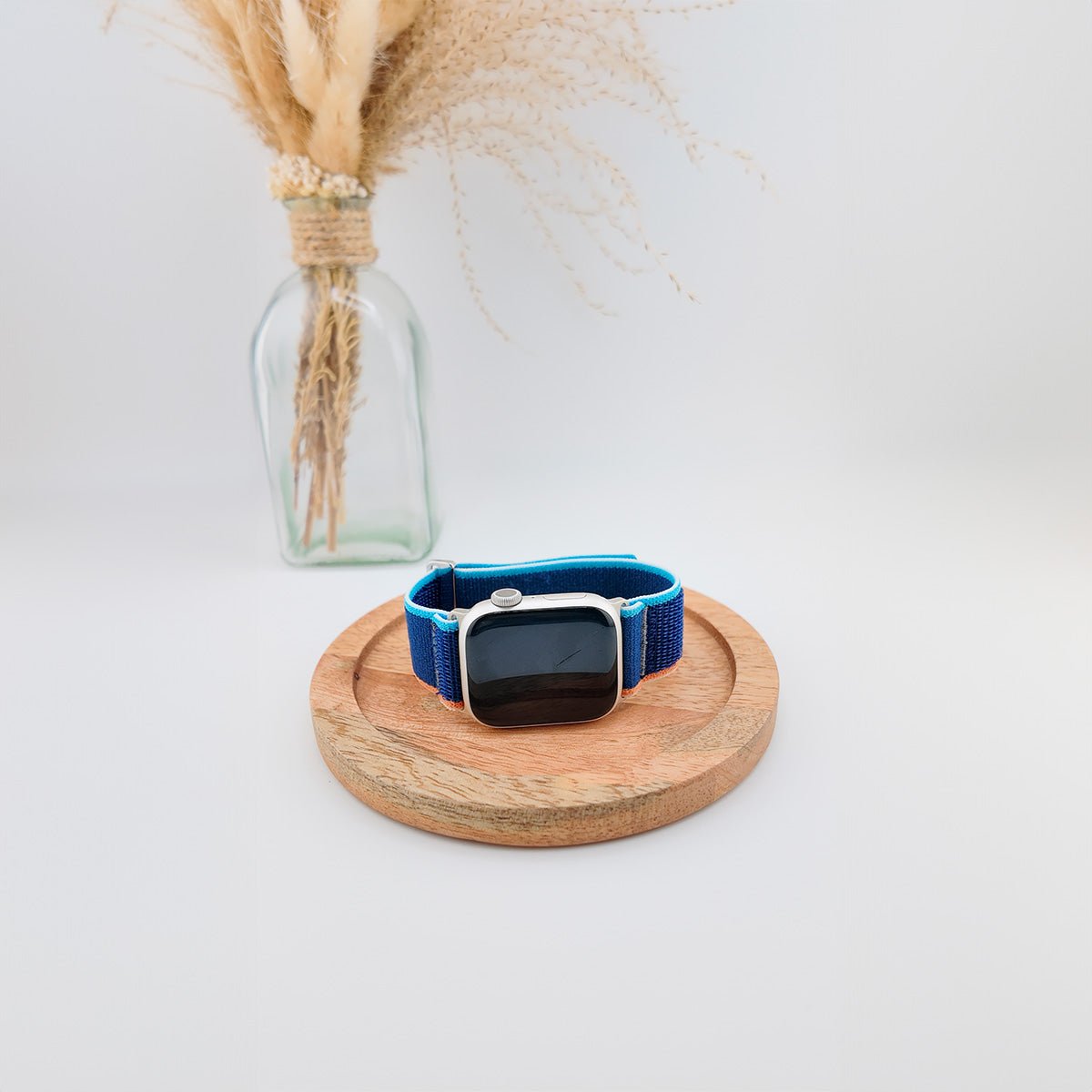 Correa Trail Edition de nailon resistente para Apple Watch con cierre de velcro, modelo Elios