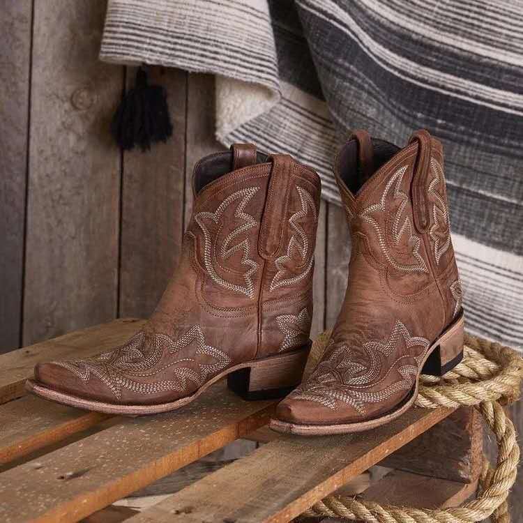 Botas Western Cortas Vintage con Bordado y Tacón Bloque