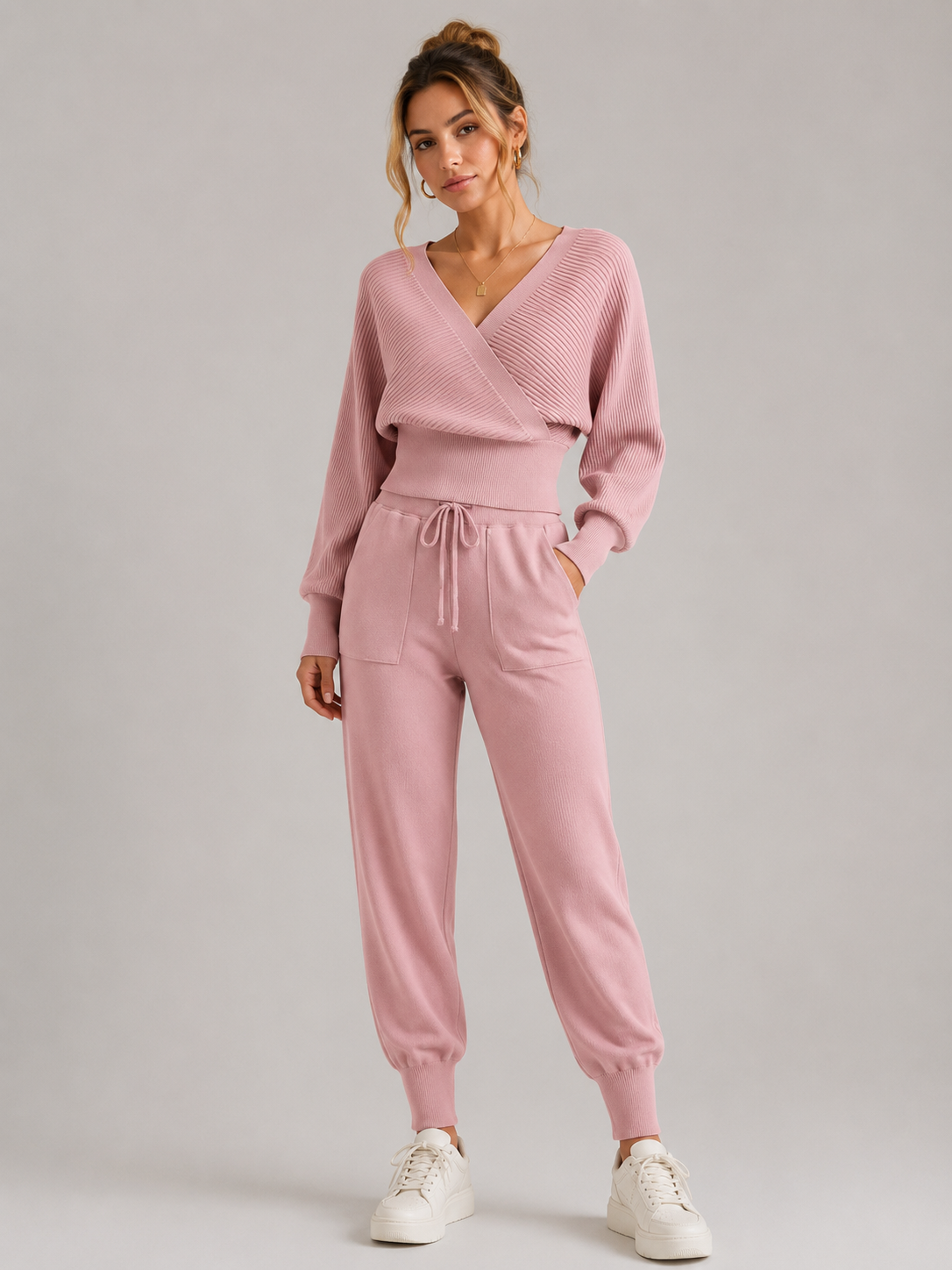 Conjunto de Punto Acanalado con Top Cruzado y Pantalón Jogger