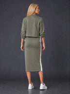 Conjunto de vestido y chaqueta deportiva
