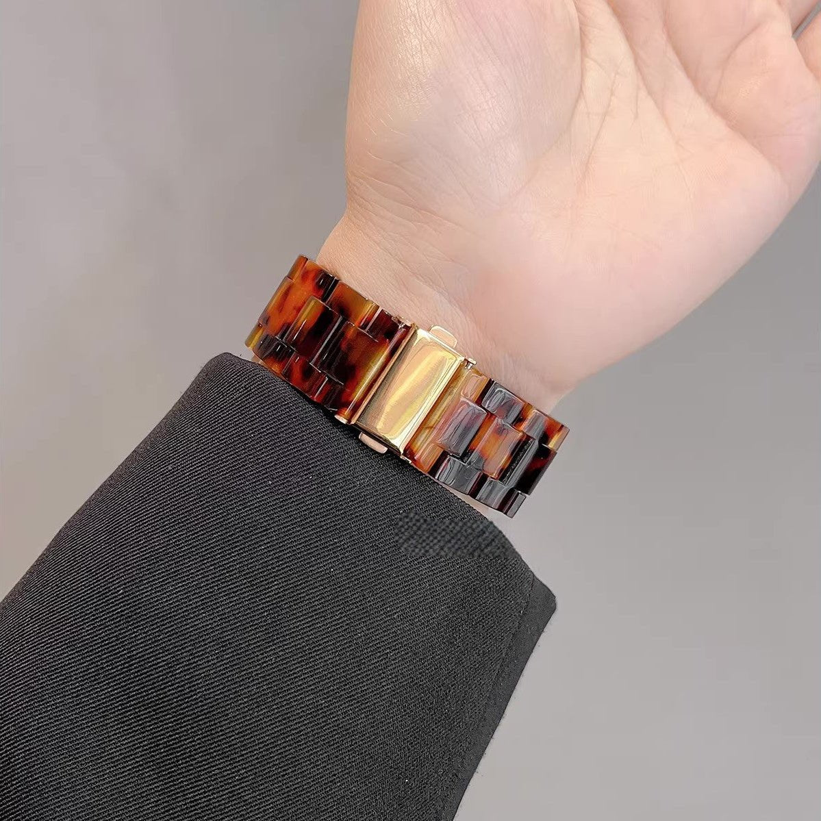 Funda integral con correa para Apple Watch, de eslabones de resina efecto leopardo, estilo atrevido y moderno, modelo Kidine