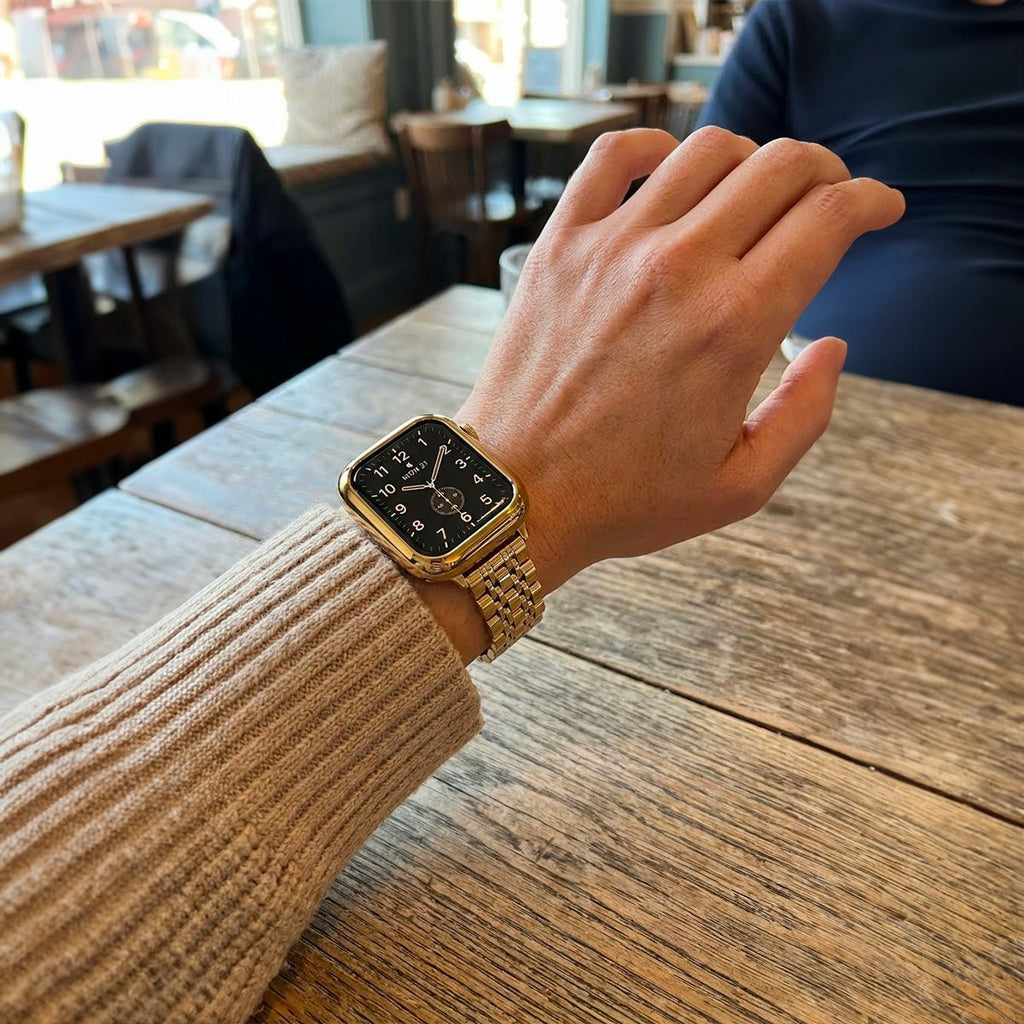 Correa de acero inoxidable para Apple Watch, malla de cinco hileras con carcasa integrada, modelo Payda