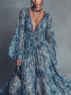 Vestido largo boho de gasa con flores azules y manga farol