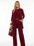 Conjunto cárdigan largo, top y pantalón de punto