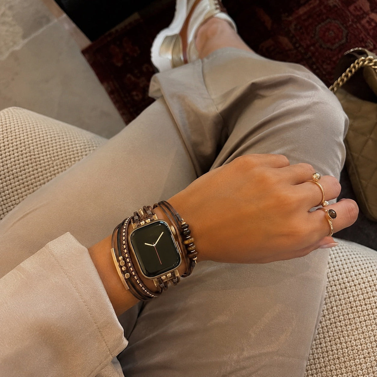 Correa de reloj para mujer con cordones múltiples, detalles dorados y piedras verdes, elegante accesorio de muñeca, Jaonie