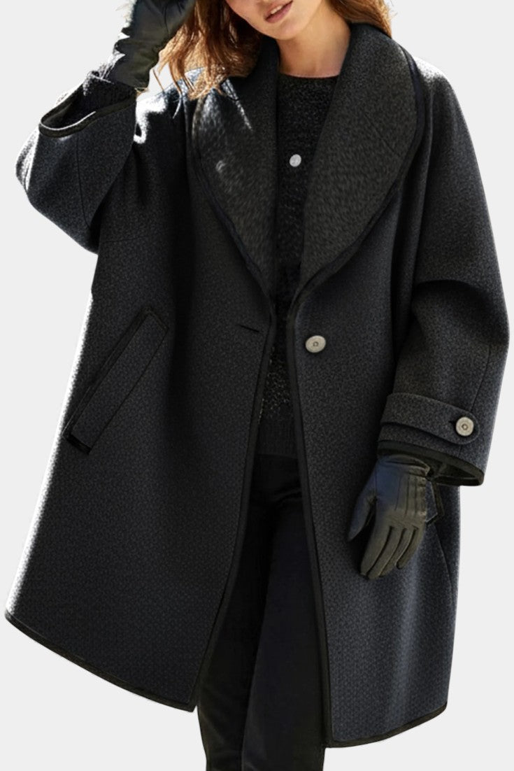 Abrigo Oversize con Cuello Ancho