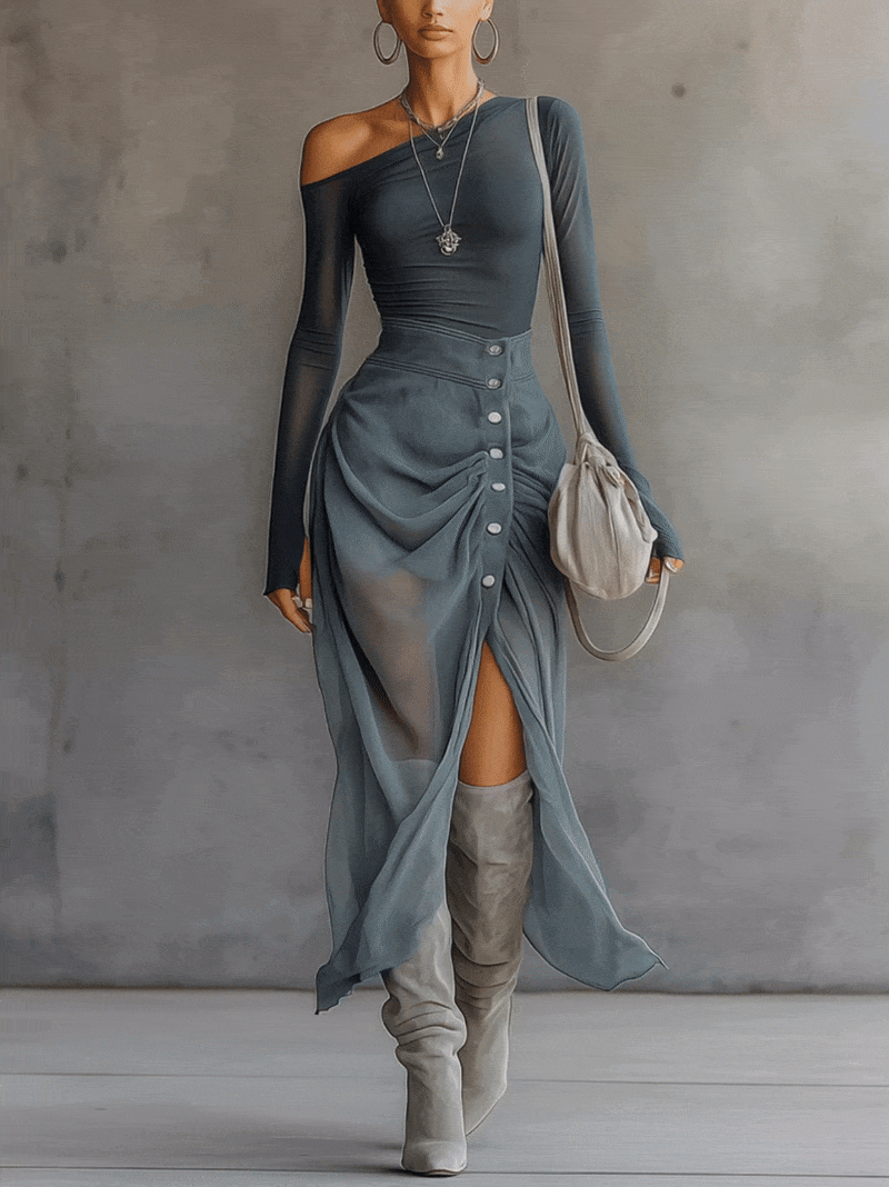 Conjunto Asimétrico Gris con Transparencias y Detalle Cut Out
