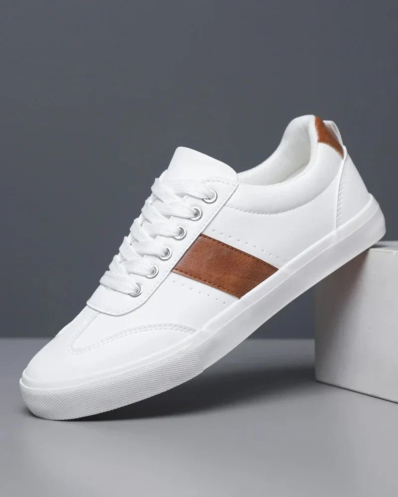Zapatillas bajas de piel - LOVRA DESIGN