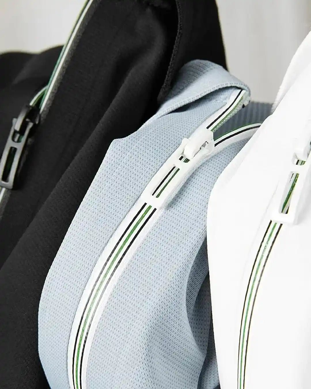 Polo de seda fría Aeris - LOVRA DESIGN