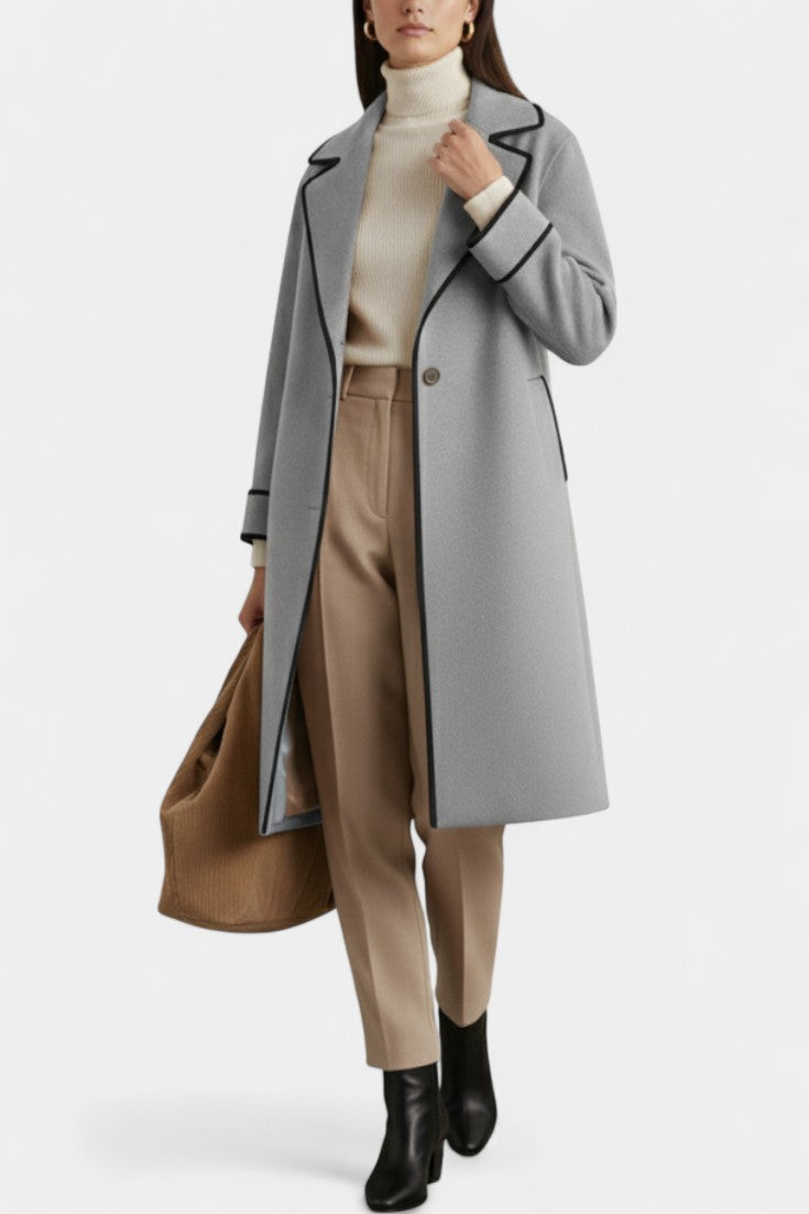 Abrigo Oversize con Cuello Ancho