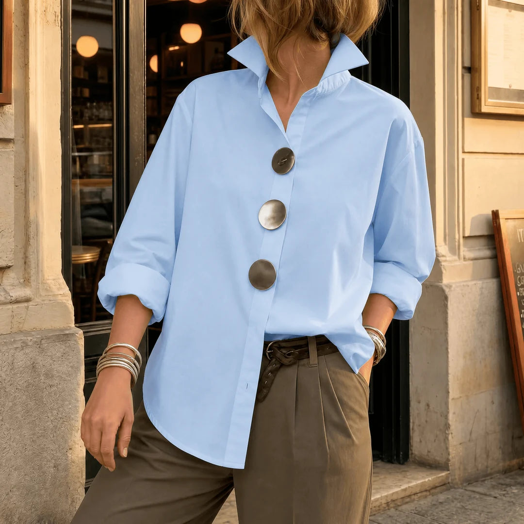 Blusa de algodón y lino con cuello mao y botones metálicos