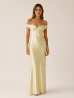 Vestido Largo con Hombros Descubiertos y Cuerpo Entallado