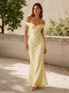 Vestido Largo con Hombros Descubiertos y Cuerpo Entallado