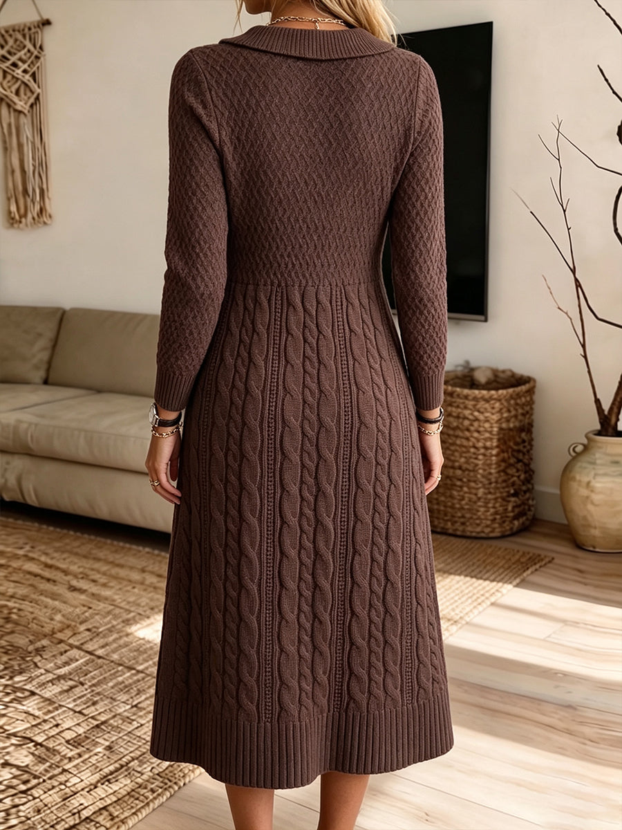 Vestido Midi Marrón de Punto Trenzado con Cuello Bebé