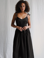Vestido de algodón sin mangas con tirantes de nudo