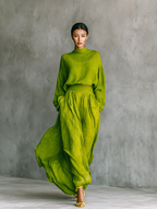 Conjunto Top Verde con Cuello Alto y Falda Maxi