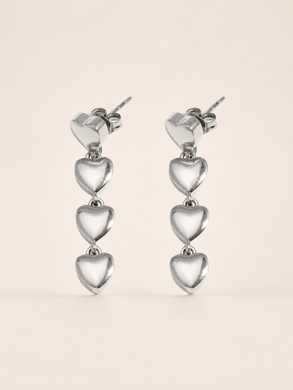 Pendientes con Tres Corazones